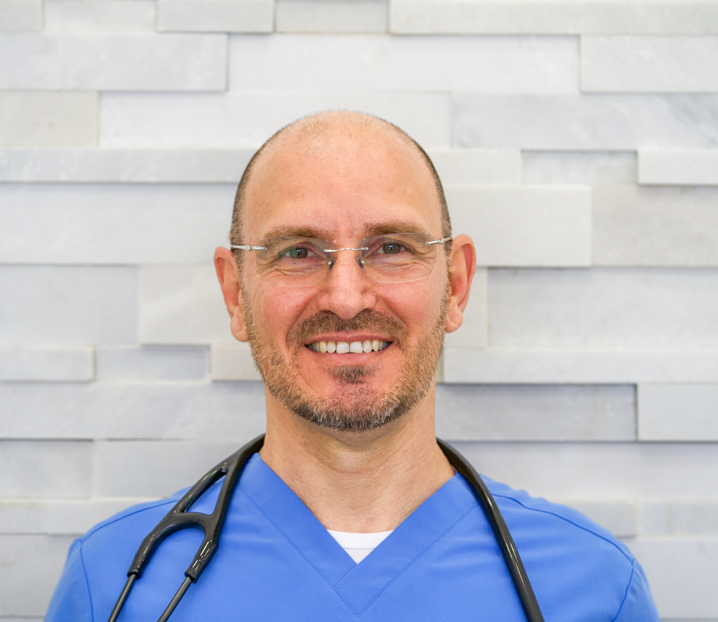 Dr. Michel Gutierrez